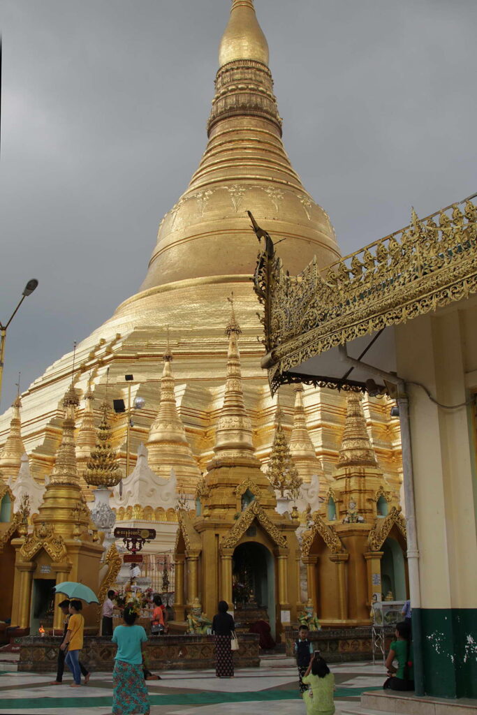 Myanmar - Photo Charlotte Mesman