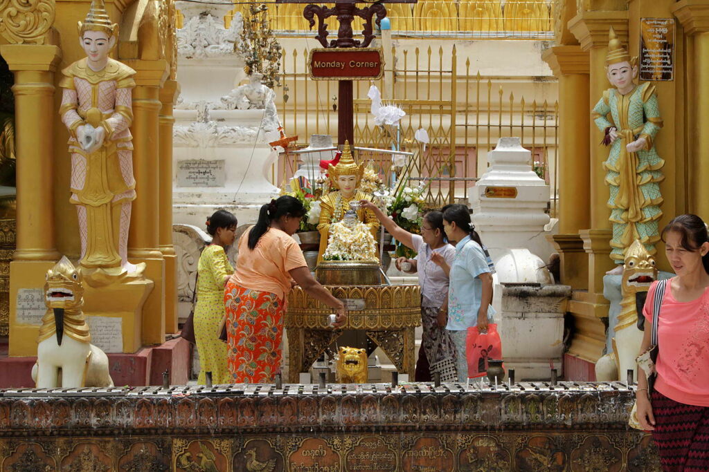 Myanmar - Photo Charlotte Mesman