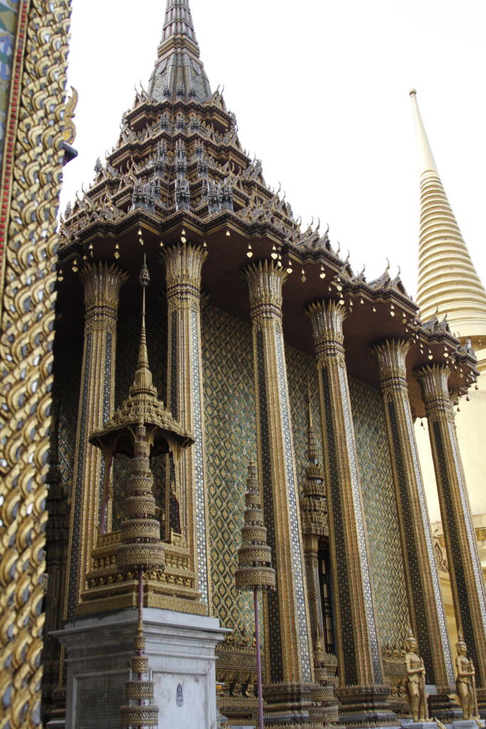 Wat Phra Kaew, Bangkok Thailand - Photo Charlotte Mesman