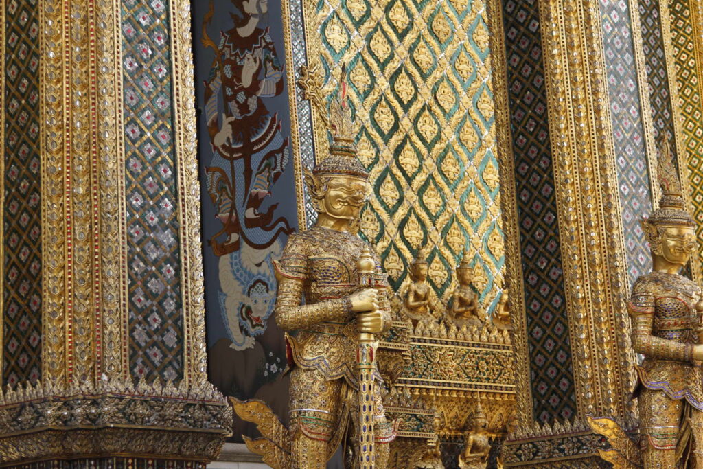 Wat Phra Kaew, Bangkok Thailand - Photo Charlotte Mesman